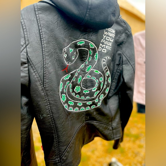 Swift Inspired Hooded Leather Jacket - Picture 8 of 15